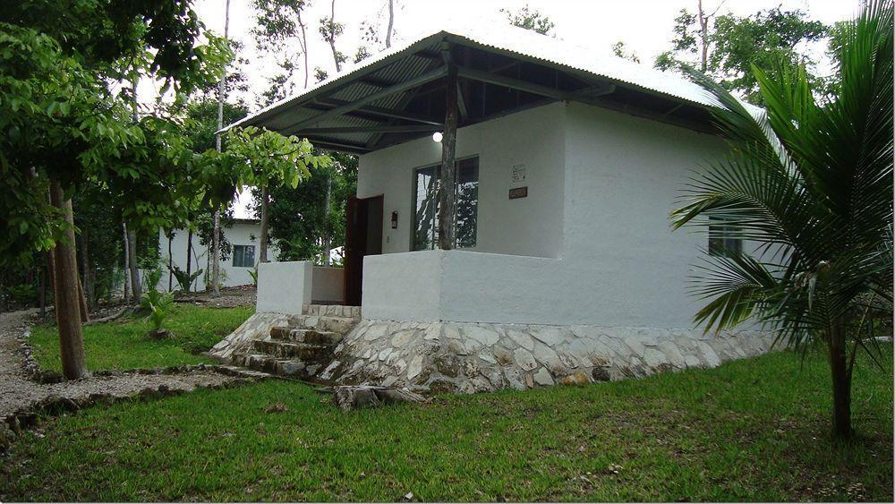 Maya Zac Peten Jungle Lodge เอล เรมาเต ภายนอก รูปภาพ