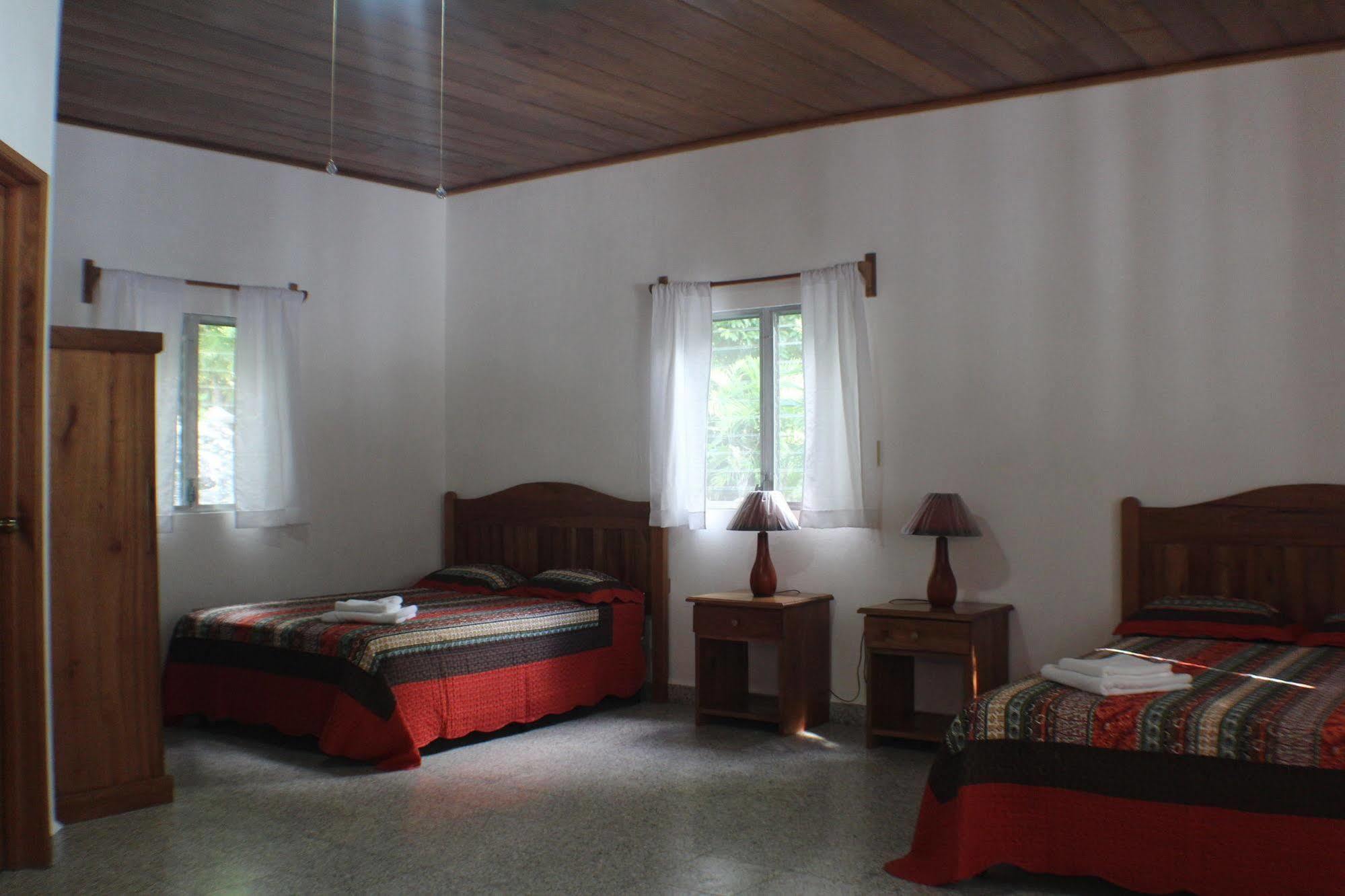 Maya Zac Peten Jungle Lodge เอล เรมาเต ภายนอก รูปภาพ