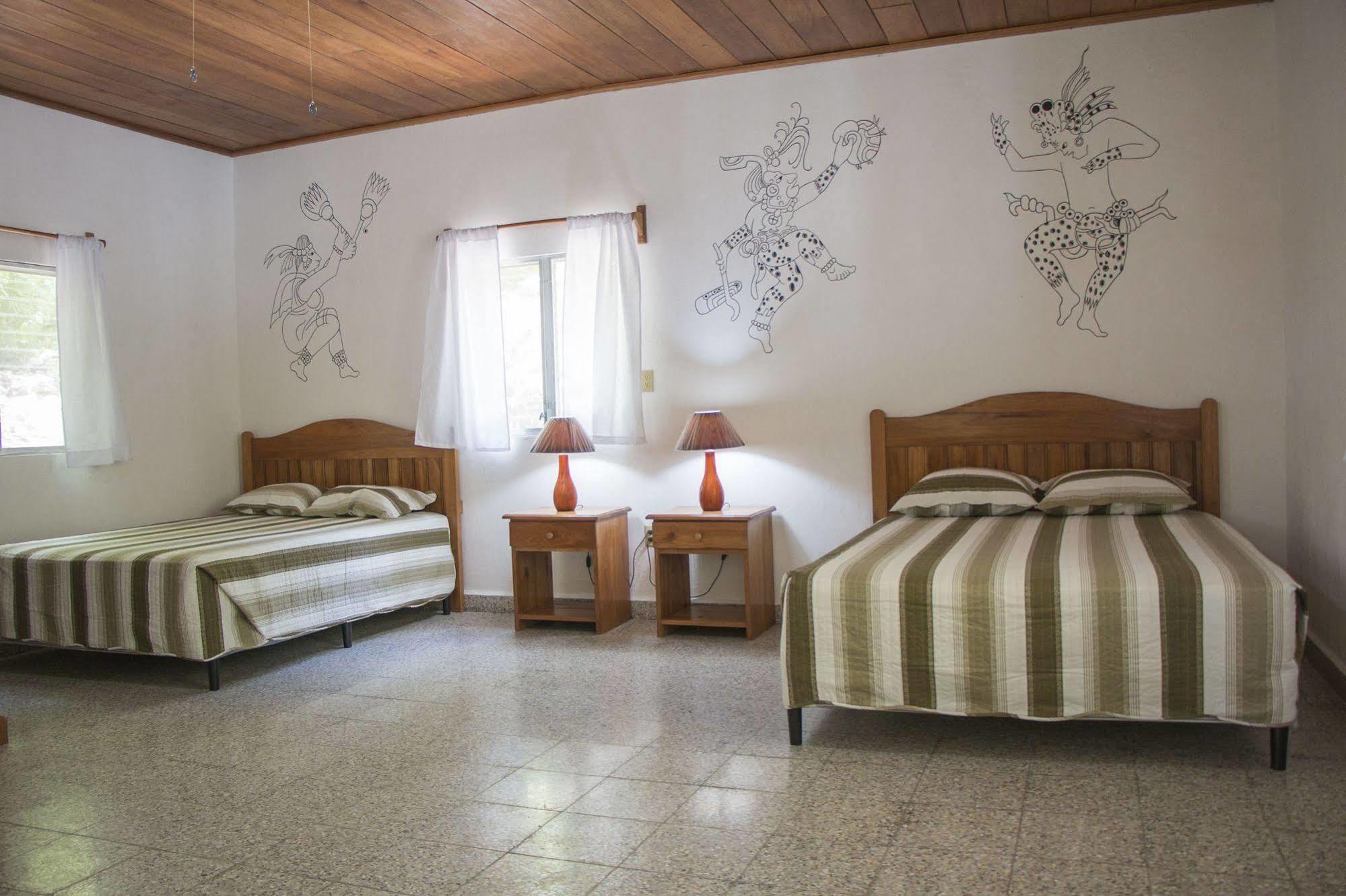 Maya Zac Peten Jungle Lodge เอล เรมาเต ภายนอก รูปภาพ