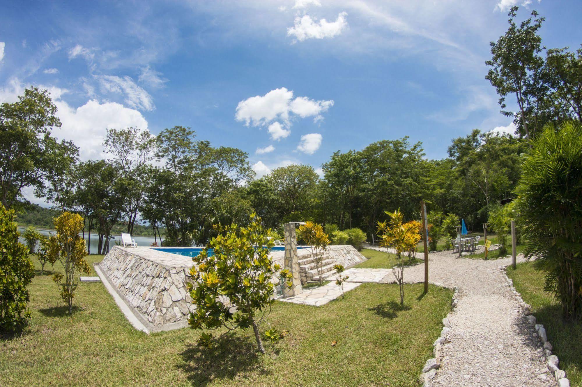 Maya Zac Peten Jungle Lodge เอล เรมาเต ภายนอก รูปภาพ