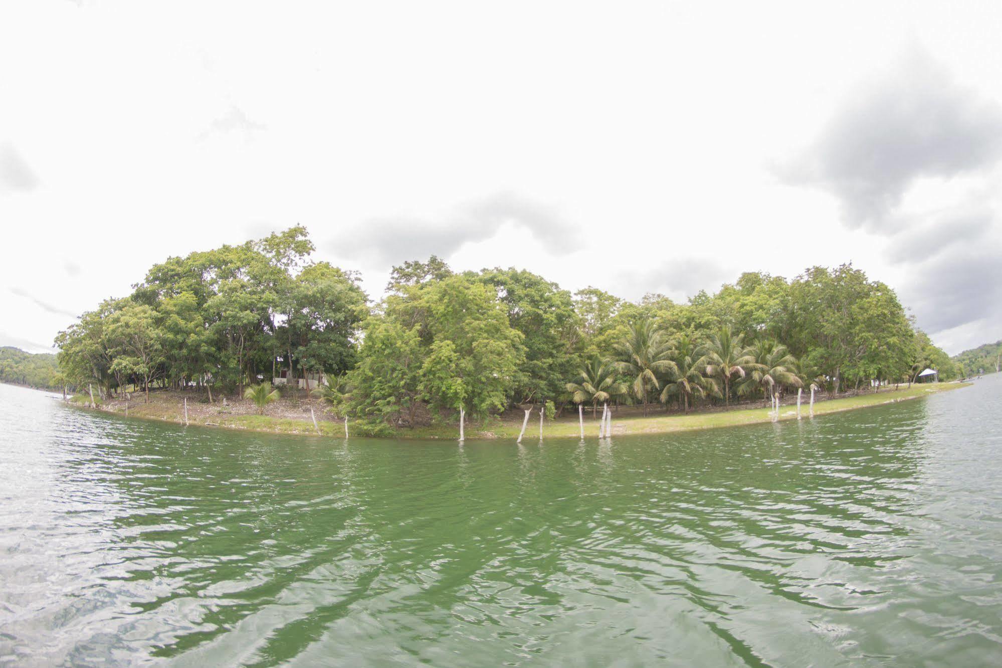 Maya Zac Peten Jungle Lodge เอล เรมาเต ภายนอก รูปภาพ